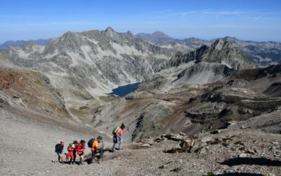 Pics d’Estaragne(3.006) i Campbieil (3.173), massís del Neouvielle (Hautes Pyrenees). Passarel.les del Vero, Alquézar (Somontano)